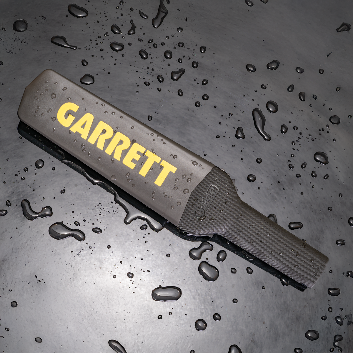 Garrett Guide Hand Held Metal Detector - Image 4